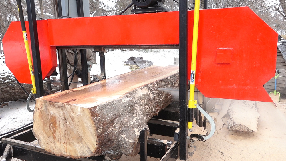 Sawmill Plans to build a heavy duty band sawmill to cut wood for lumber 